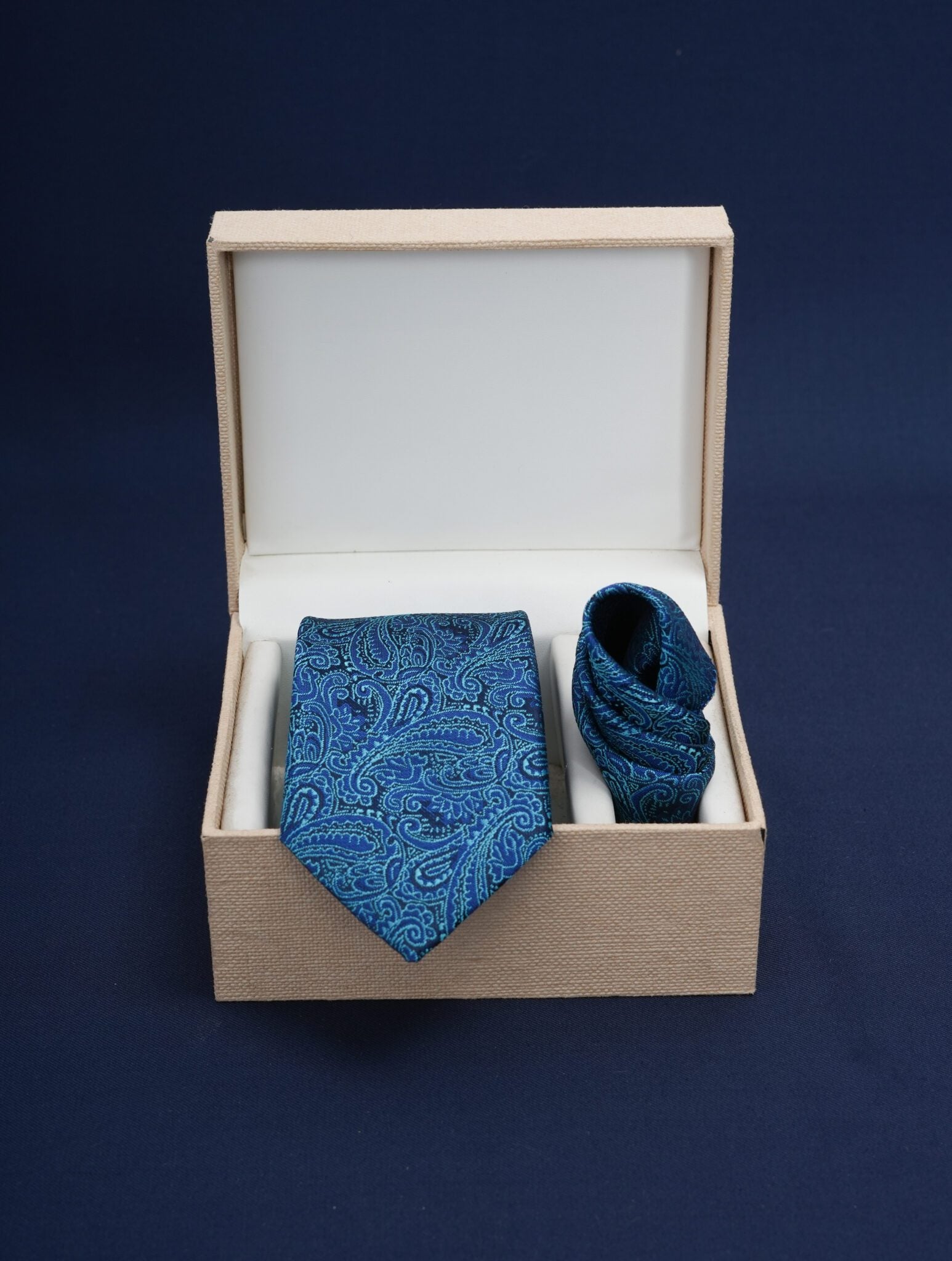 Blue Paisley Set